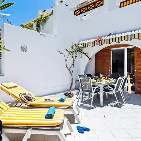 Апартаменты 95 Great Location In Americas, Sea Front! *